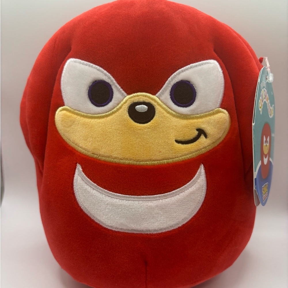 NEW Knuckles from Sonic the Hedgehog Squishmallow